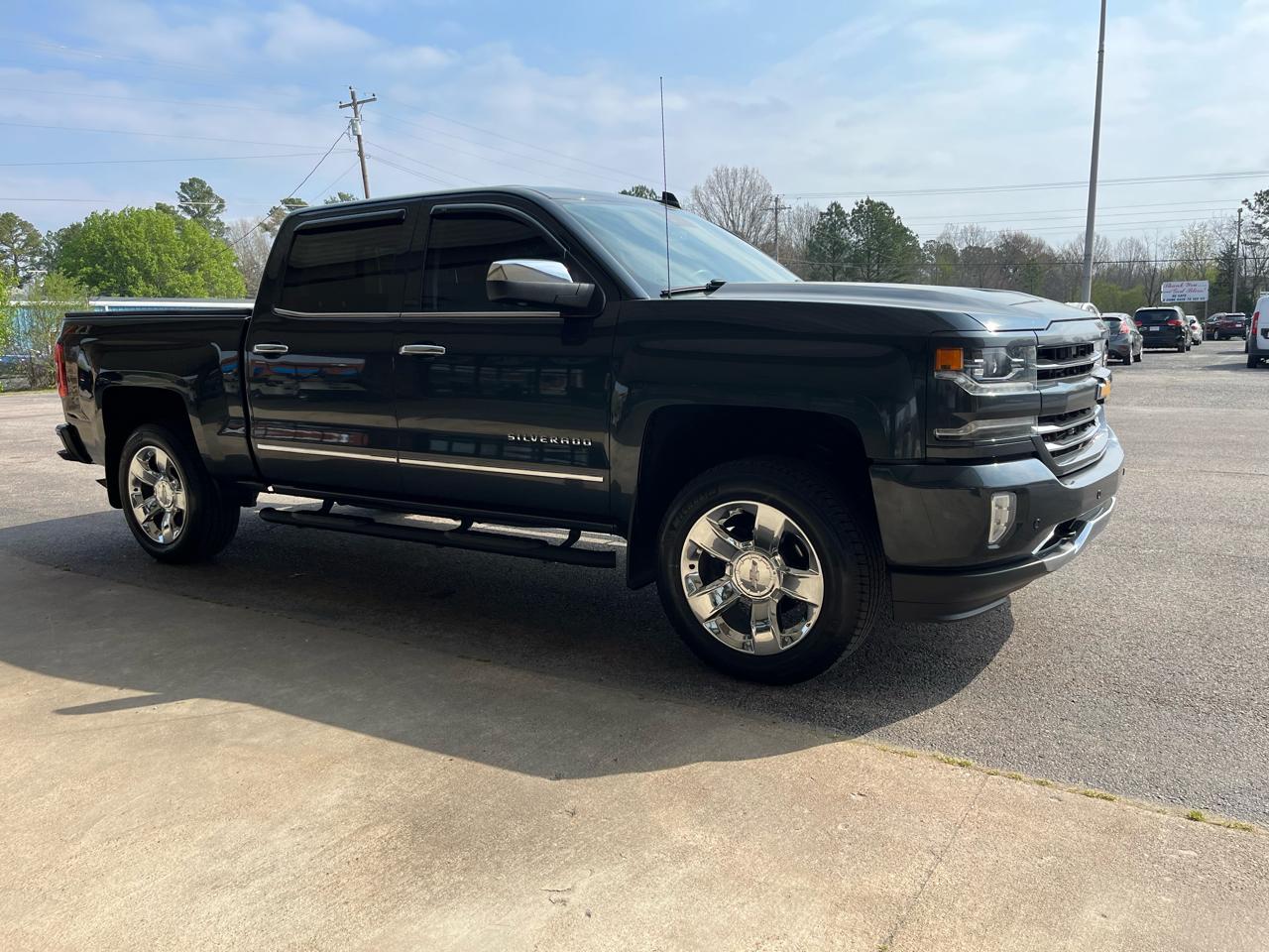 Chevrolet Silverado 1500 LTZ Crew Cab 4WD SWB 2018