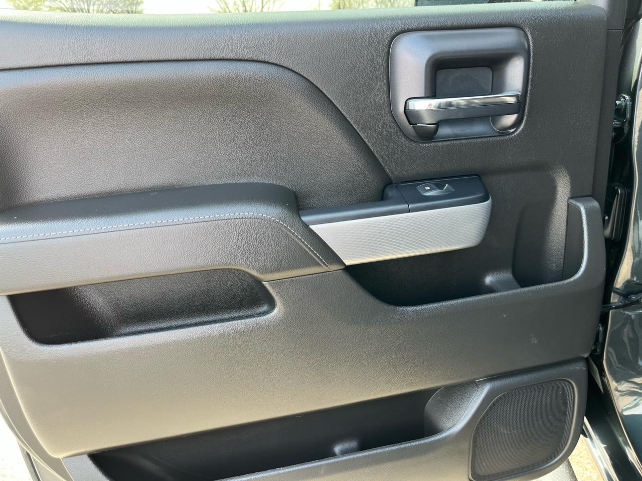 Chevrolet Silverado 1500 LTZ Crew Cab 4WD SWB 2018