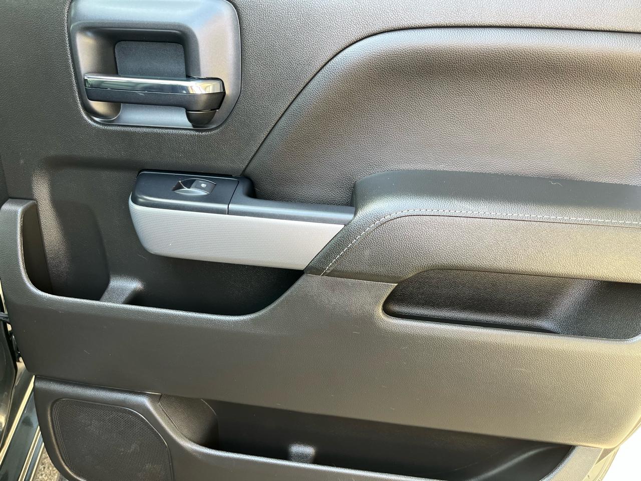 Chevrolet Silverado 1500 LTZ Crew Cab 4WD SWB 2018