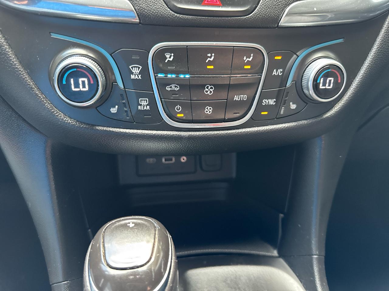 Chevrolet Equinox FWD 4dr LT w/1LT 2019