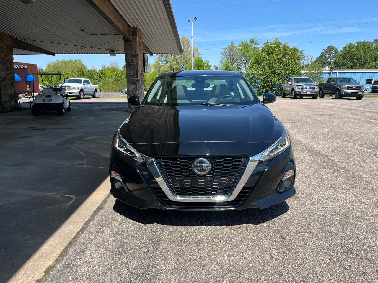 Nissan Altima 2.5 SV Sedan 2019