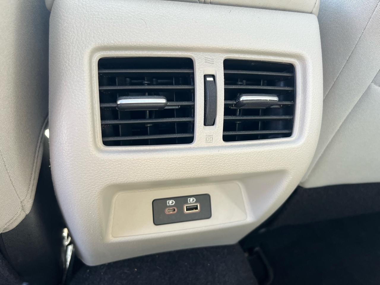 Nissan Altima 2.5 SV Sedan 2019