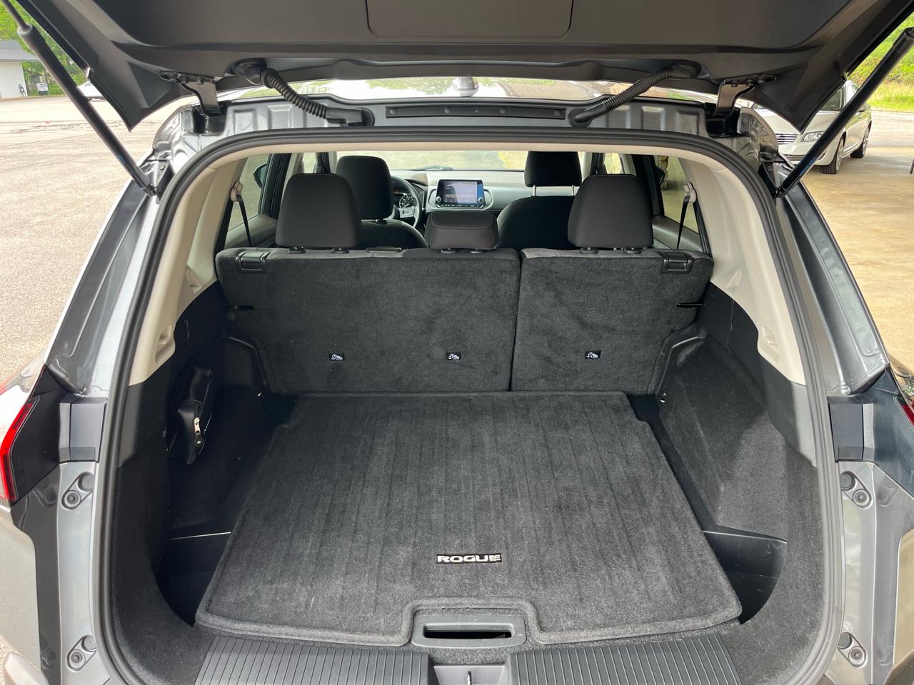 Nissan Rogue FWD SV 2022