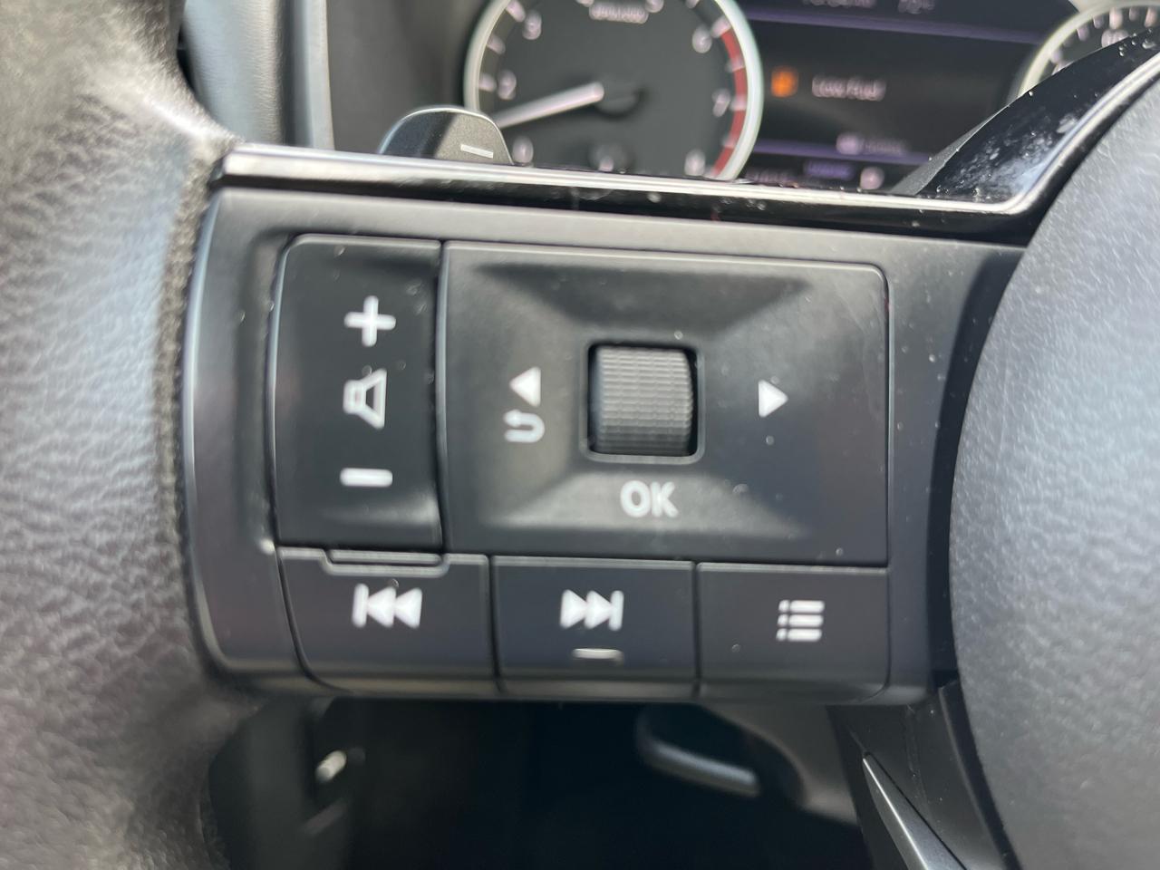 Nissan Rogue FWD SV 2022