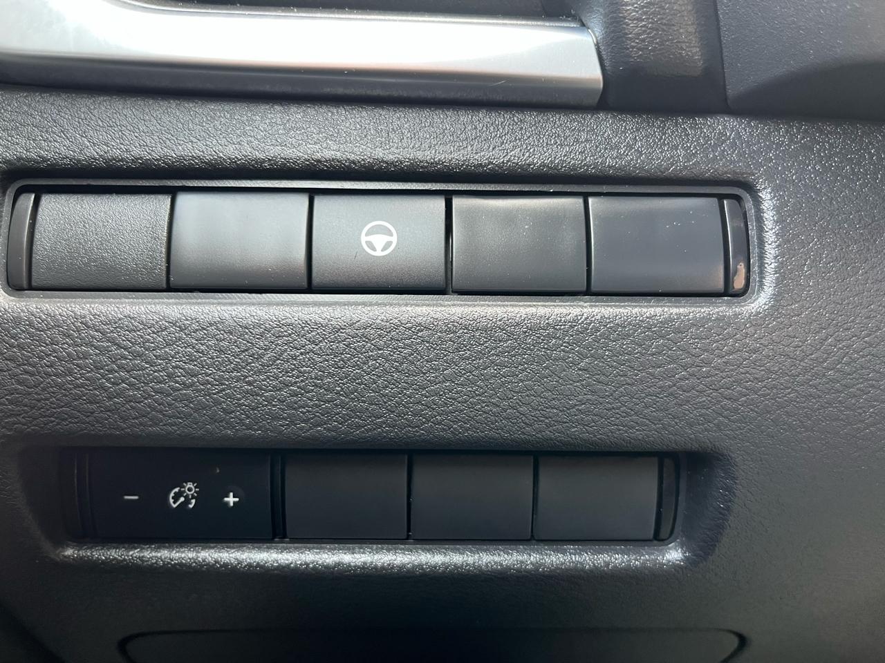 Nissan Rogue FWD SV 2022