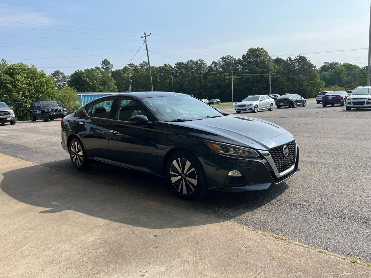 Nissan Altima 2.5 SV Sedan 2022