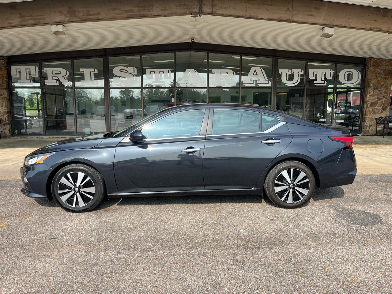 Nissan Altima 2.5 SV Sedan 2022