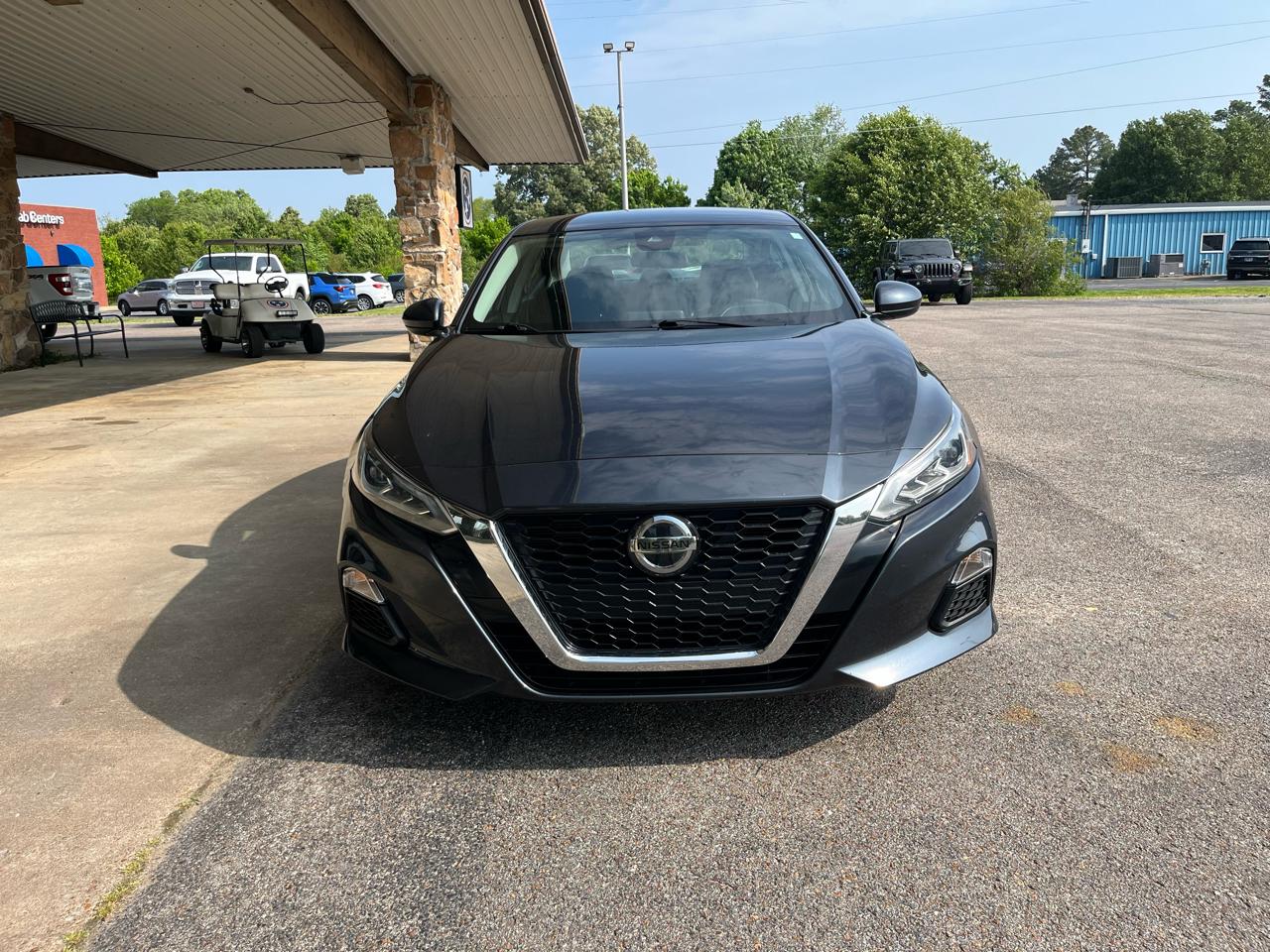 Nissan Altima 2.5 SV Sedan 2022