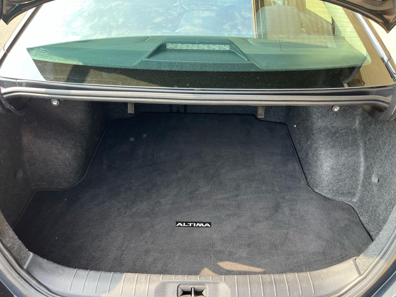 Nissan Altima 2.5 SV Sedan 2022