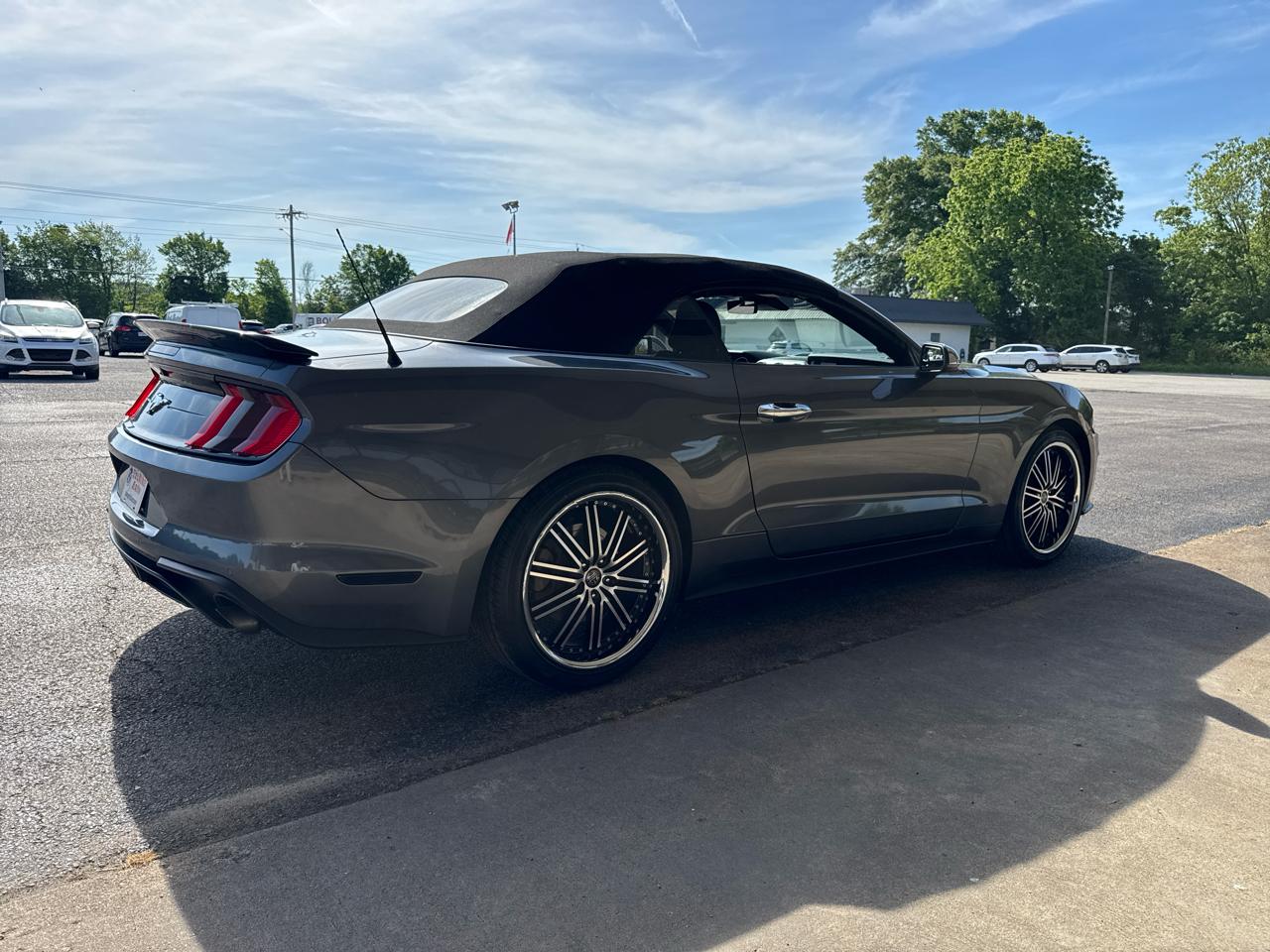 Ford Mustang EcoBoost Convertible 2021