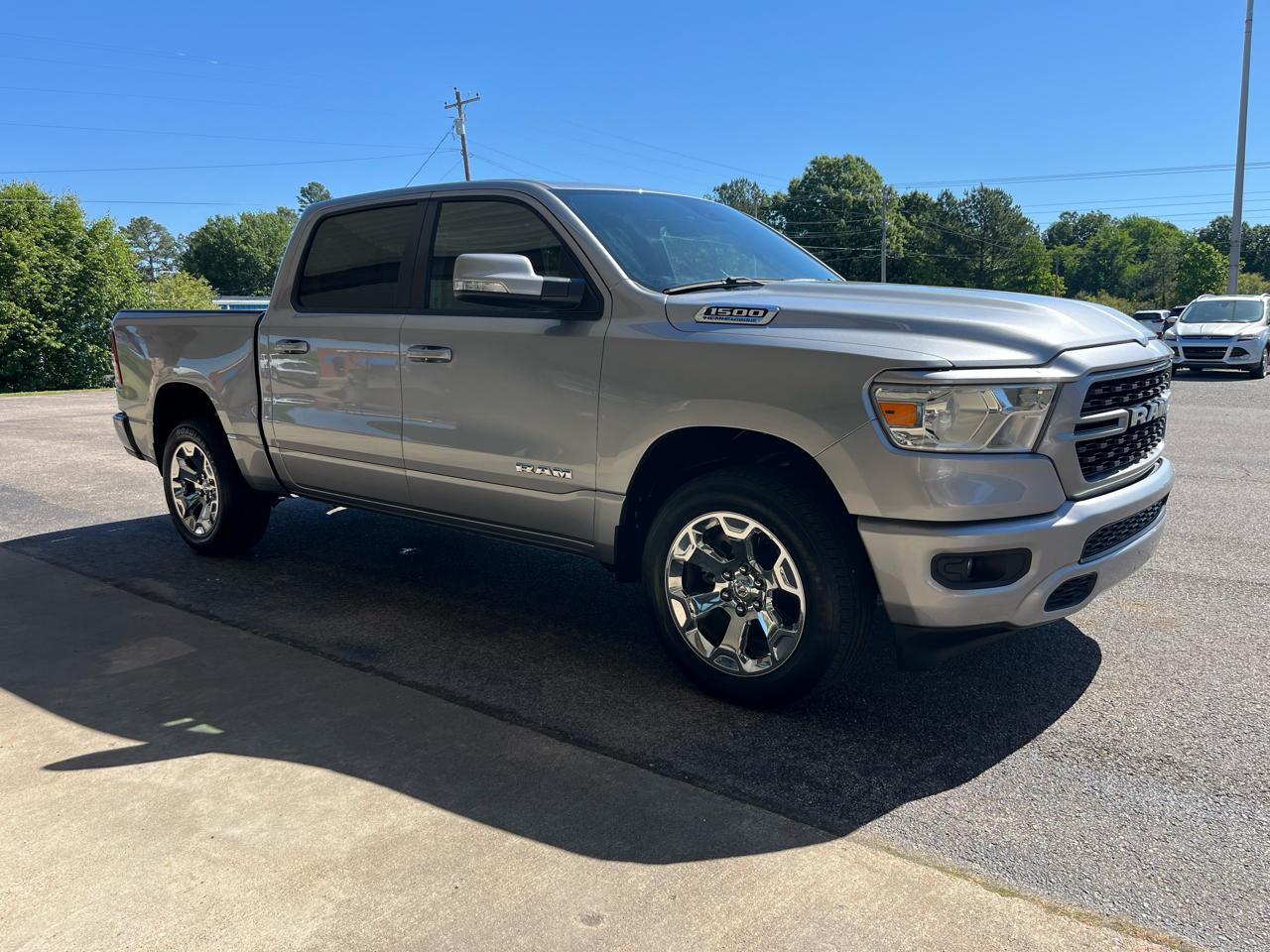 RAM 1500 Big Horn 4x4 Crew Cab 5'7" Box 2022