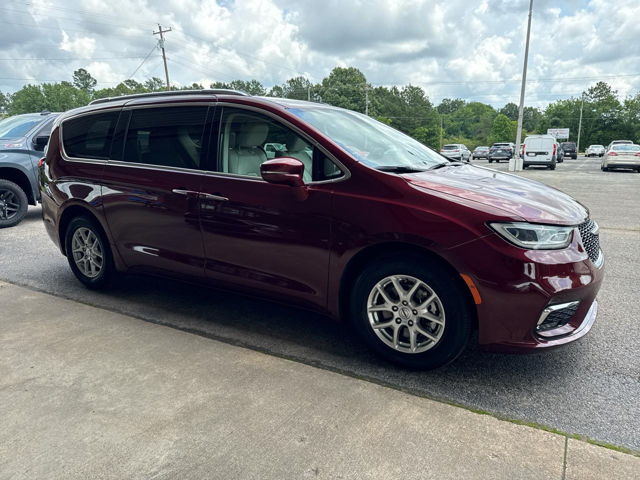 Chrysler Pacifica Touring L FWD 2021