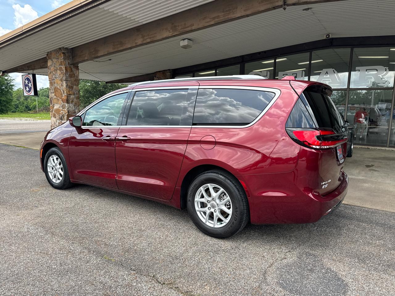 Chrysler Pacifica Touring L FWD 2021
