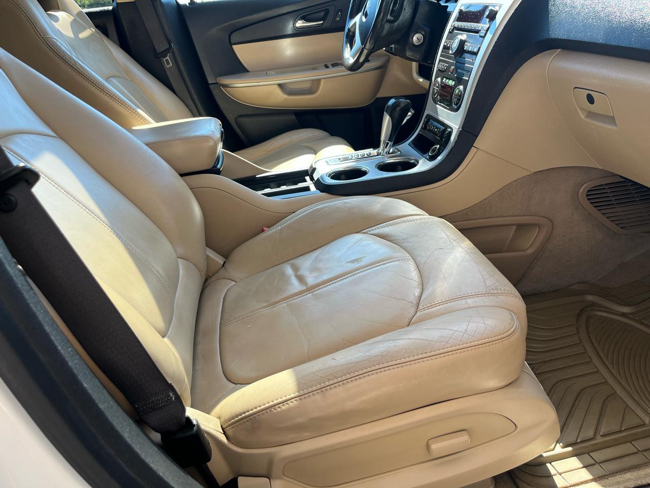 GMC Acadia FWD 4dr SLT1 2010