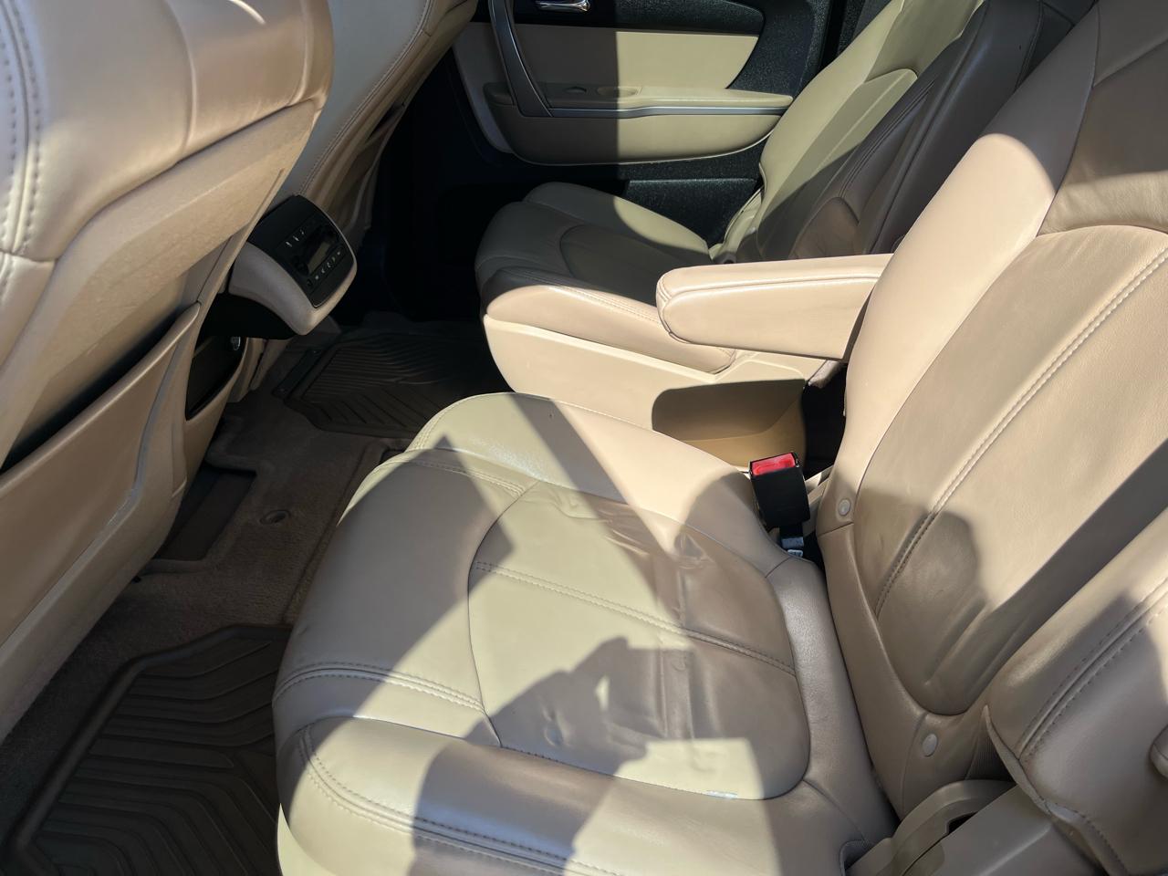 GMC Acadia FWD 4dr SLT1 2010
