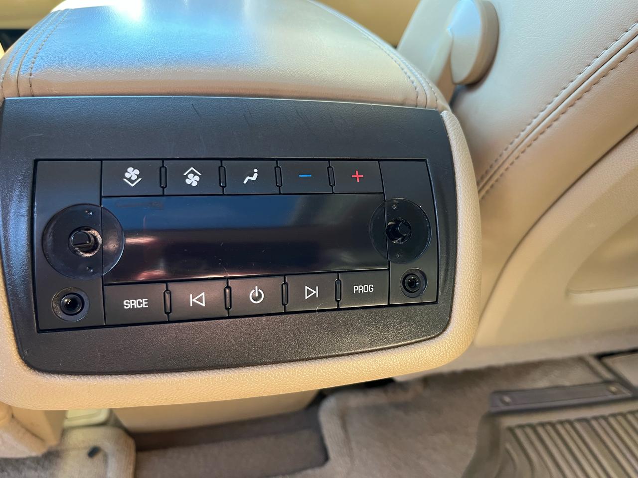 GMC Acadia FWD 4dr SLT1 2010