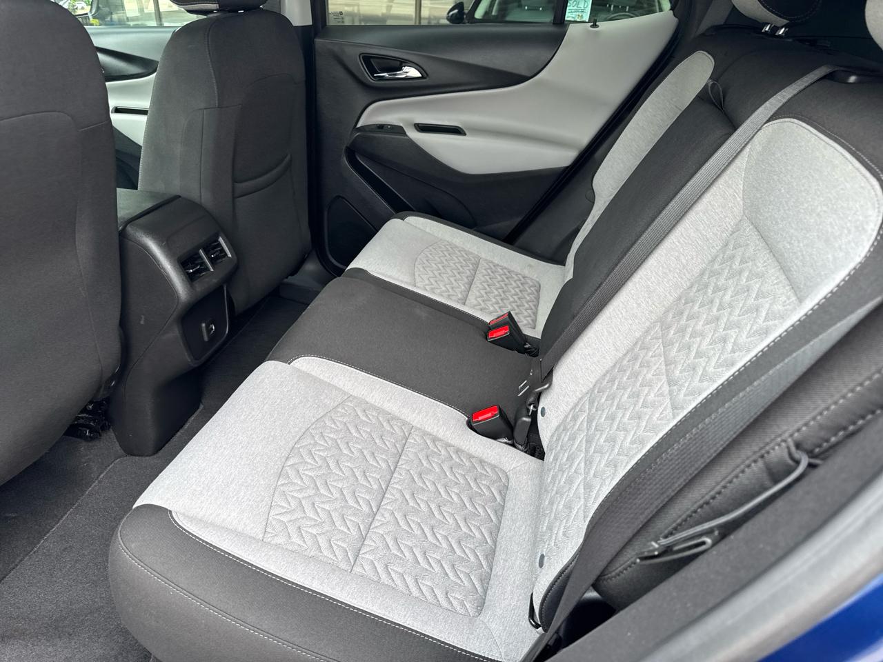 Chevrolet Equinox FWD 4dr LS w/1FL 2023