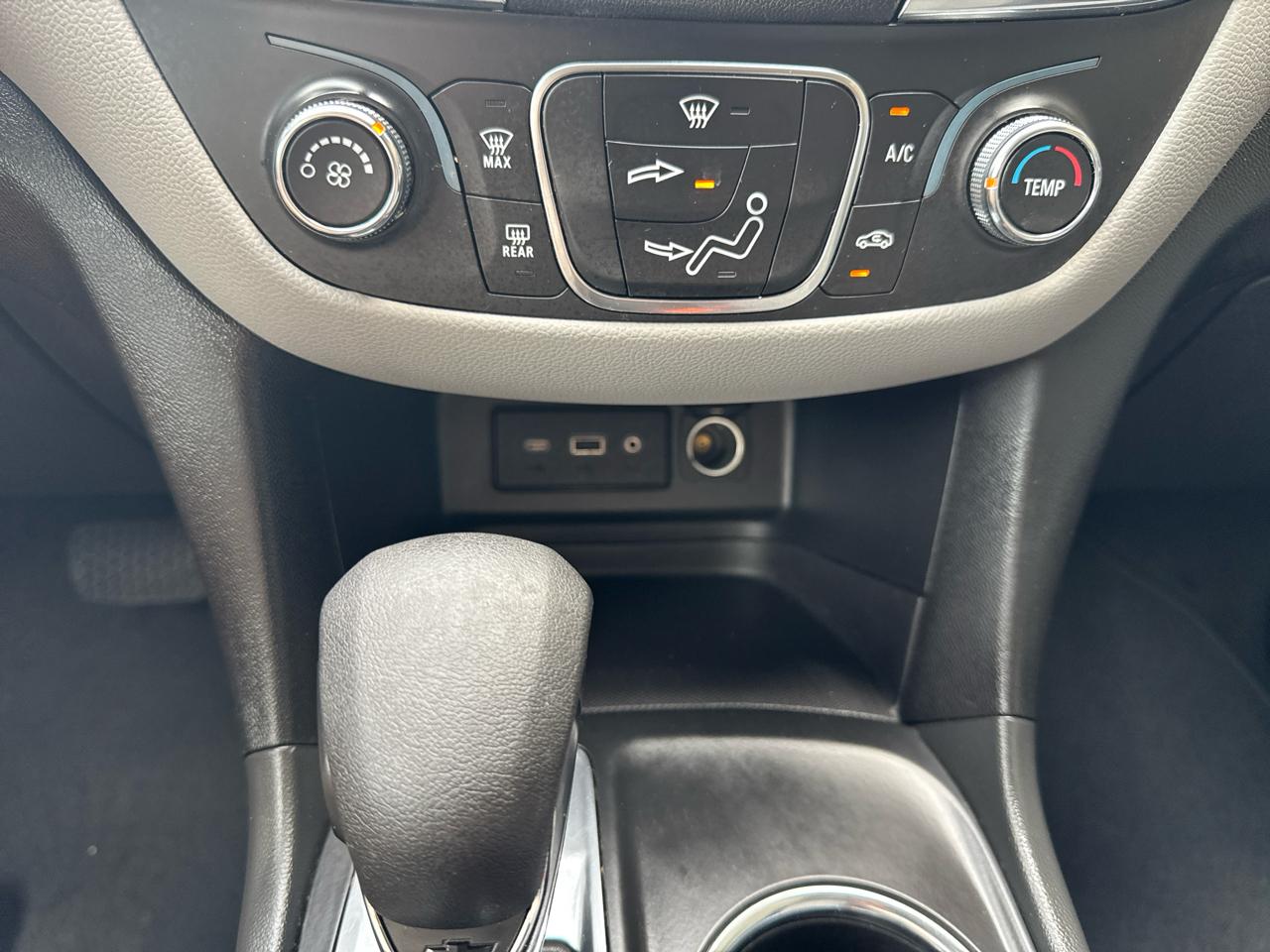 Chevrolet Equinox FWD 4dr LS w/1FL 2023