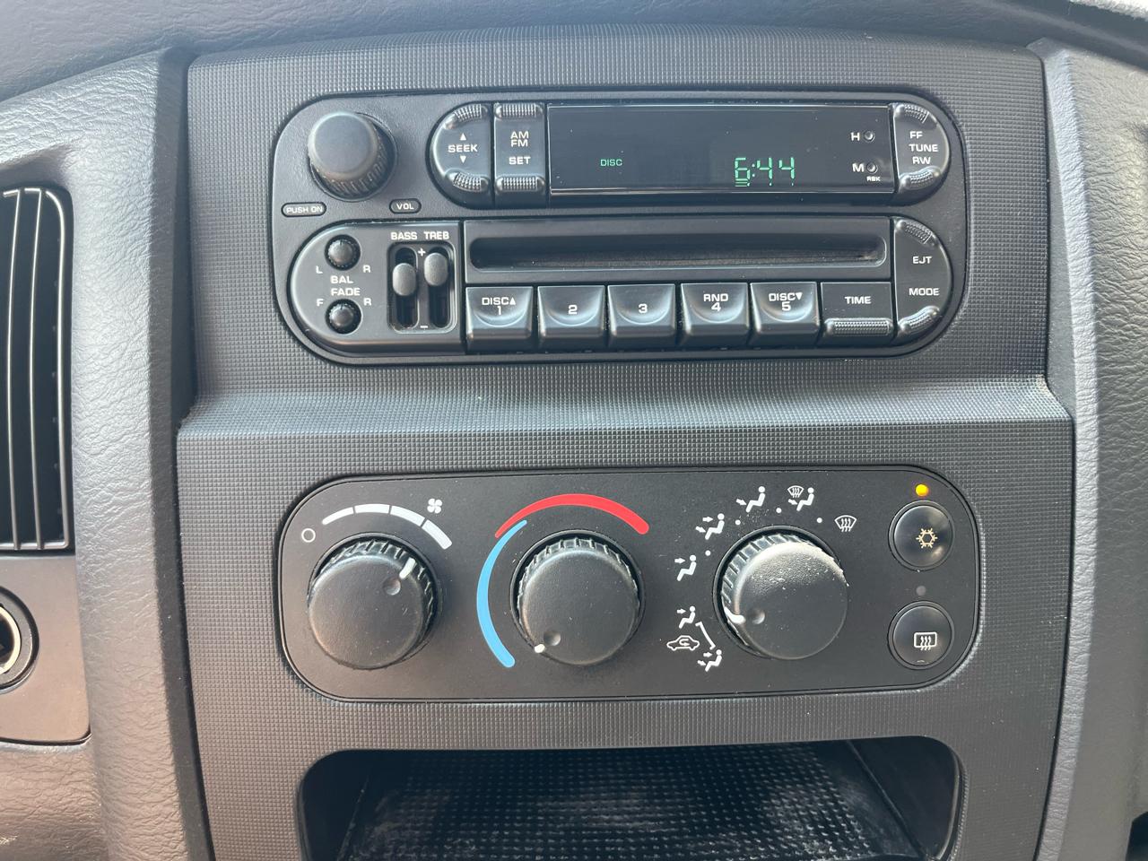 Dodge Ram 1500 SLT Quad Cab Short Bed 2WD 2003