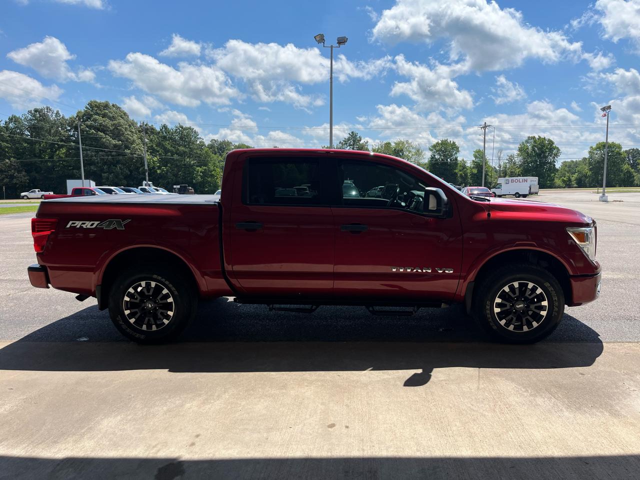 Nissan Titan 4x4 Crew Cab PRO-4X 2018