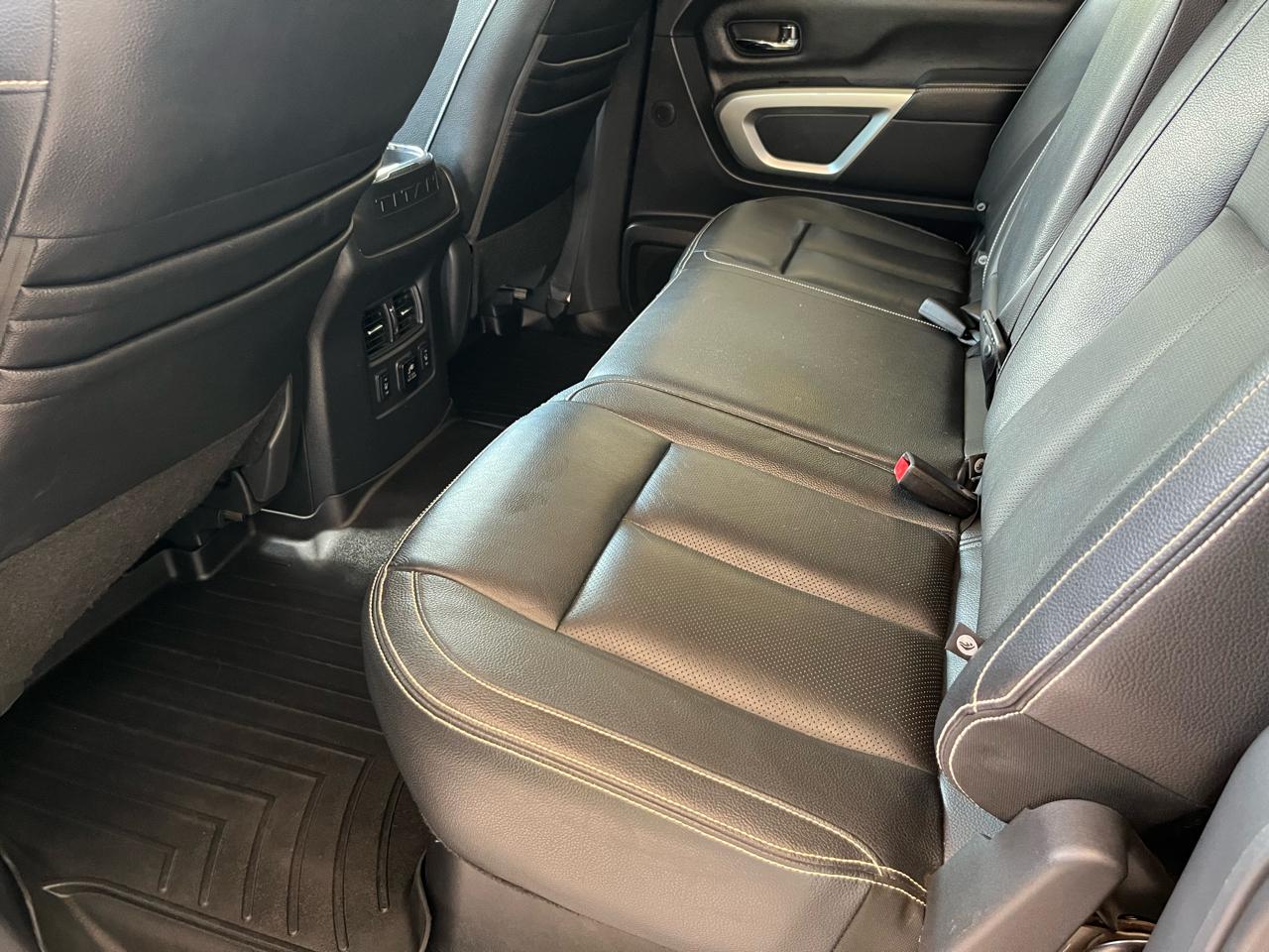 Nissan Titan 4x4 Crew Cab PRO-4X 2018