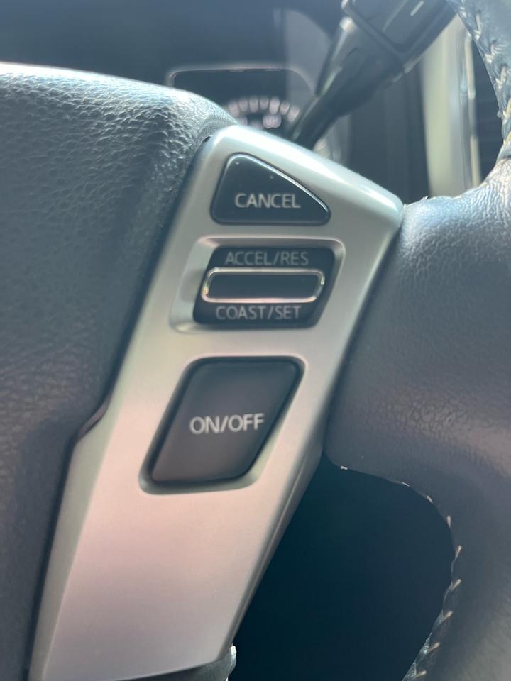 Nissan Titan 4x4 Crew Cab PRO-4X 2018