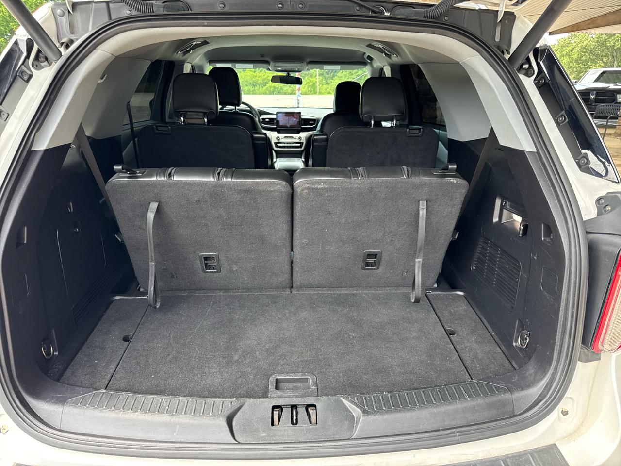 Ford Explorer XLT RWD 2022