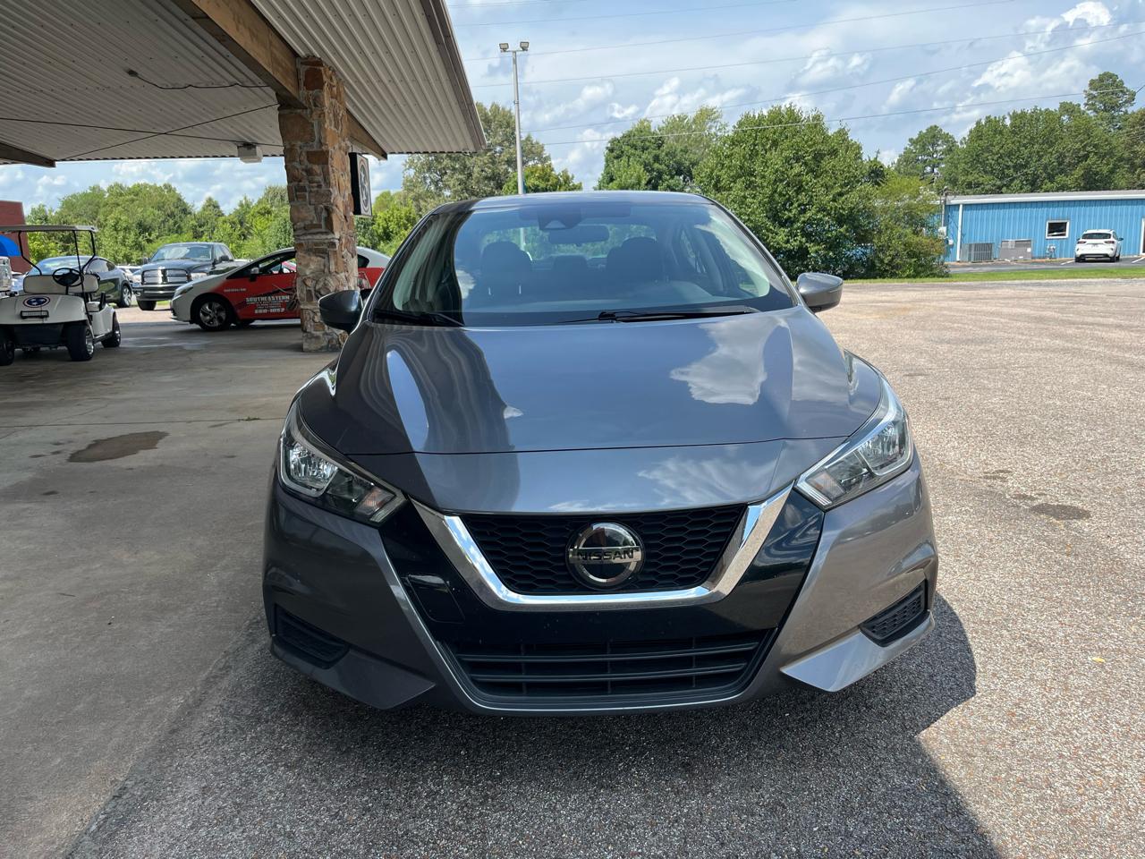 Nissan Versa SV CVT 2021