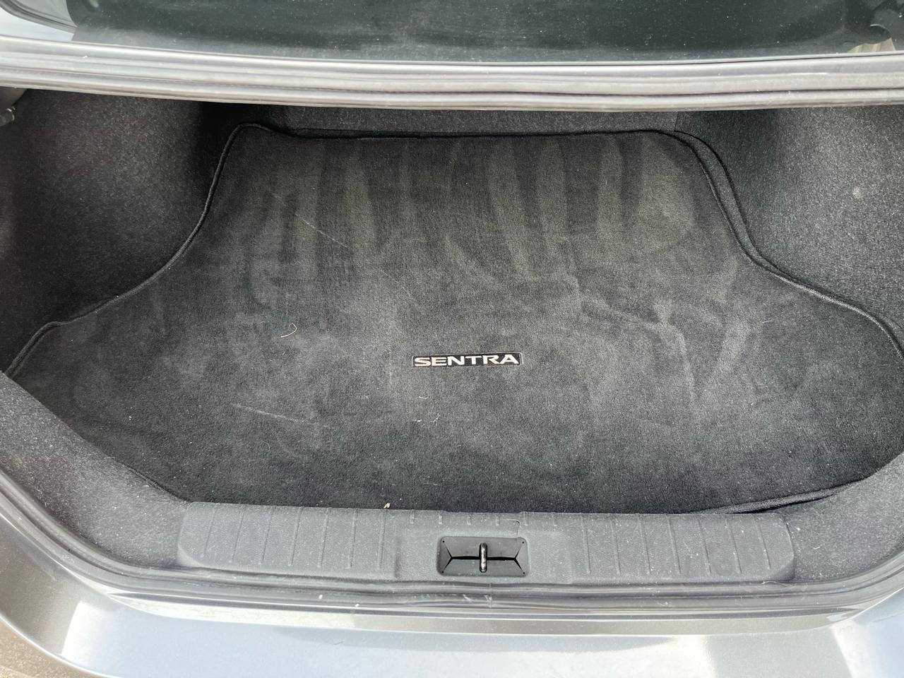 Nissan Sentra S CVT 2024