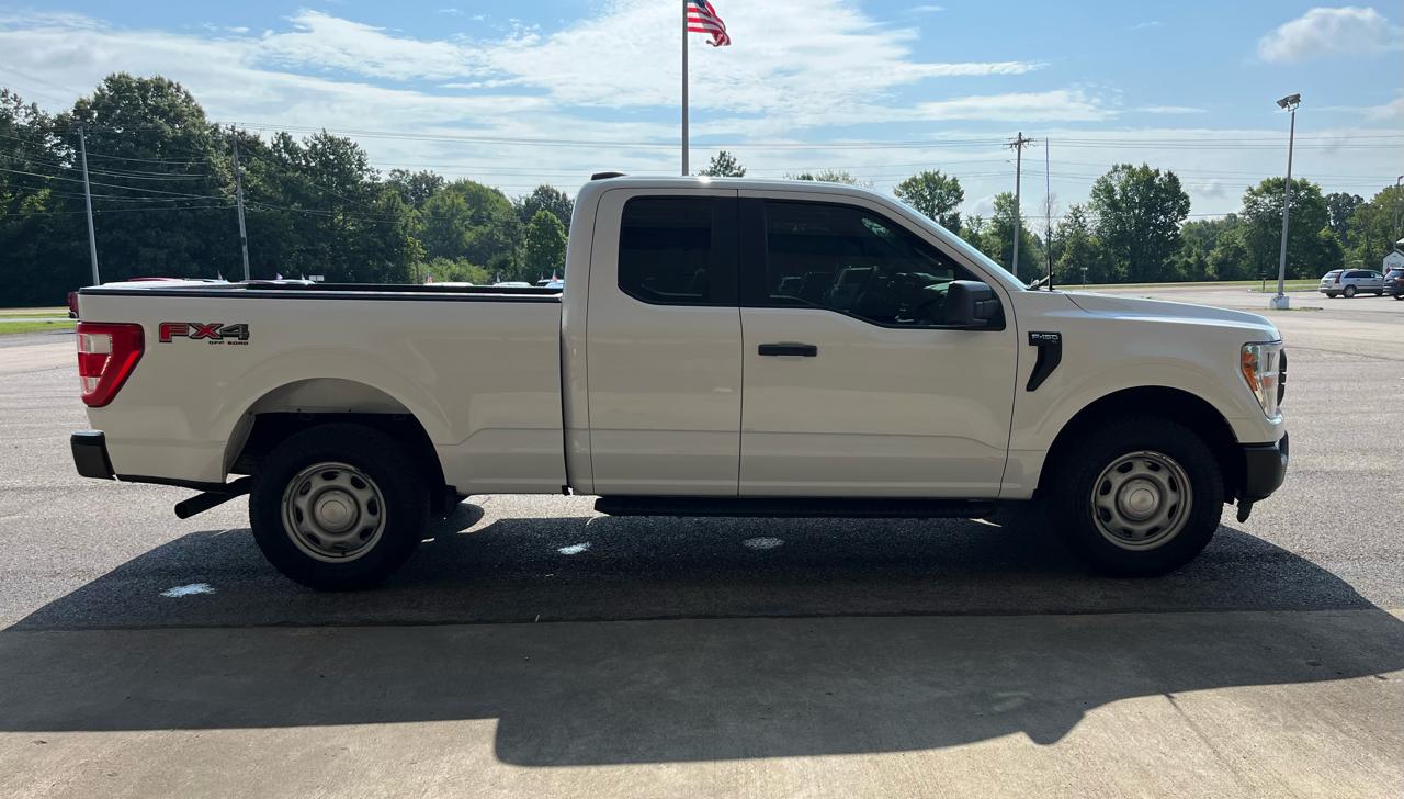 Ford F-150 XL 4WD SuperCab 6.5' Box 2022