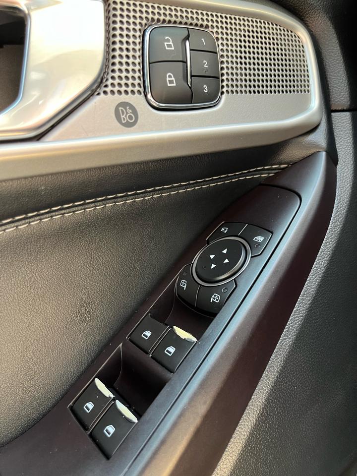 Ford Explorer Limited RWD 2020