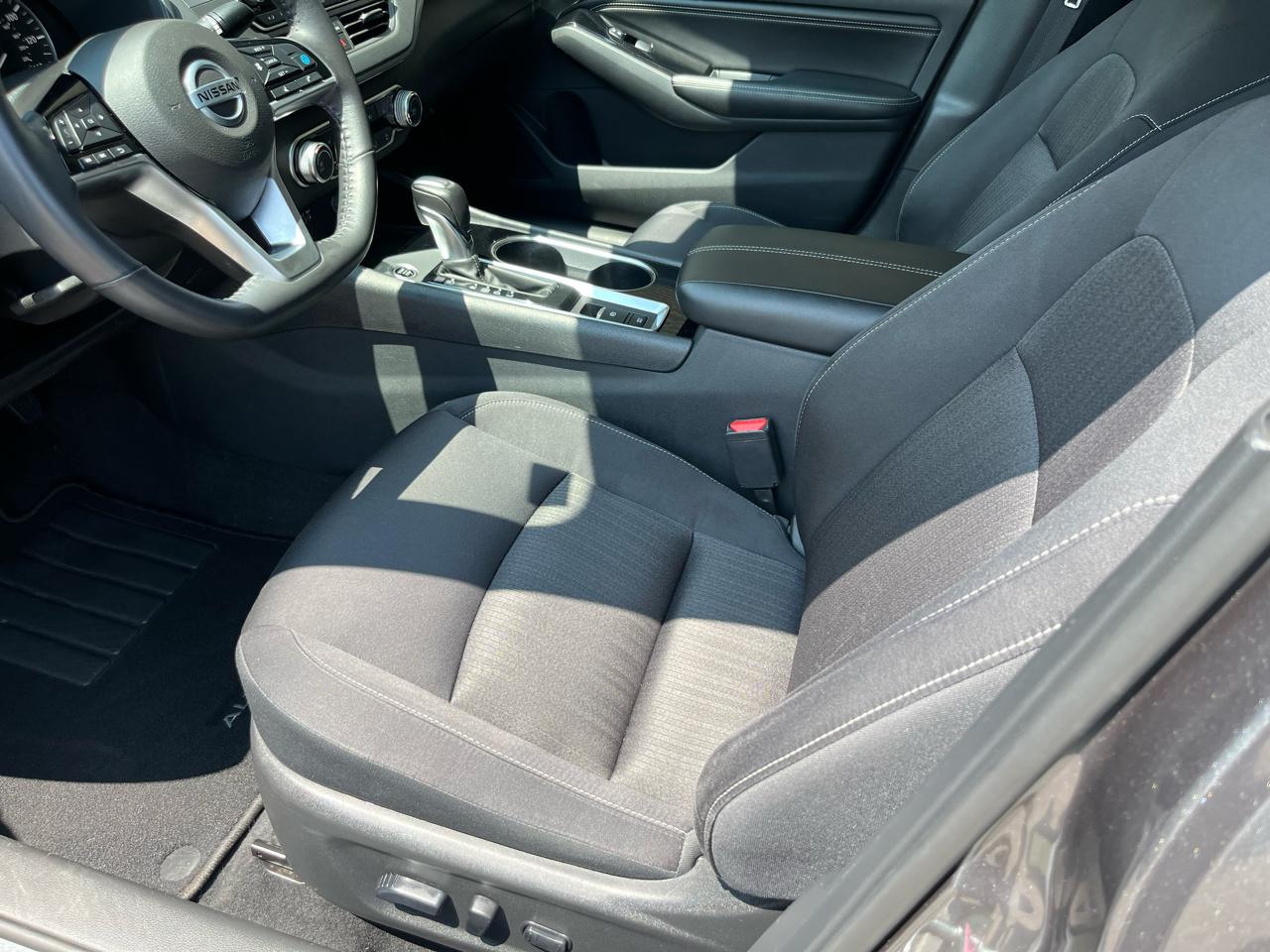 Nissan Altima 2.5 SV AWD Sedan 2022