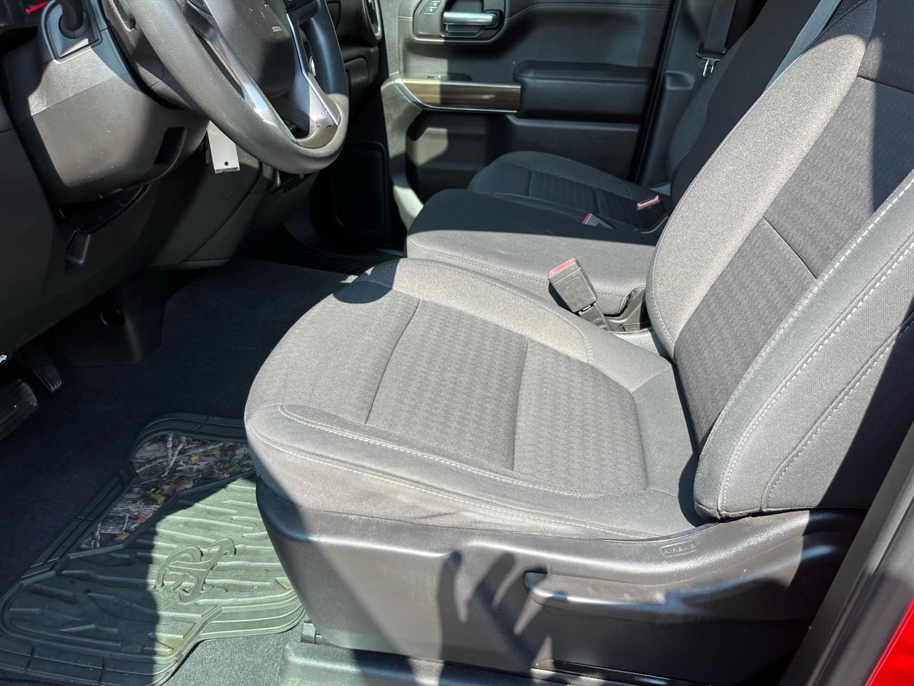 Chevrolet Silverado 1500 4WD Double Cab 147" LT 2020