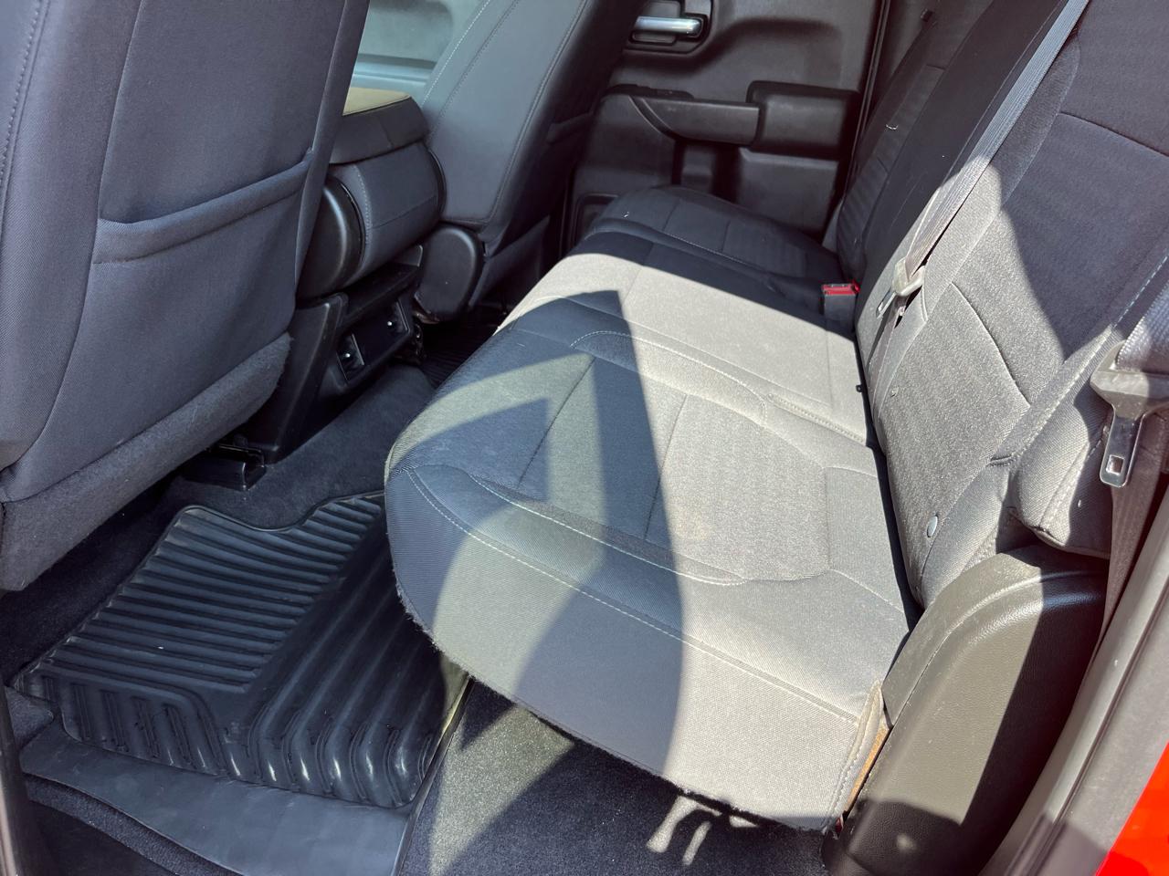 Chevrolet Silverado 1500 4WD Double Cab 147" LT 2020