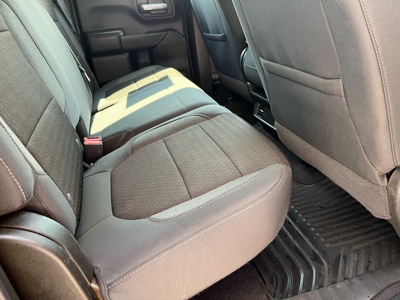 Chevrolet Silverado 1500 4WD Double Cab 147" LT 2020