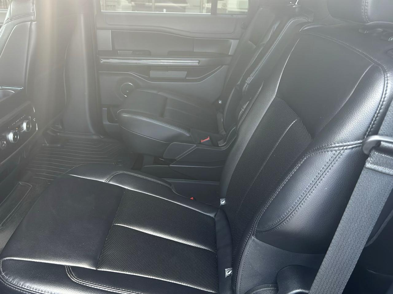 Ford Expedition XLT 4x2 2021