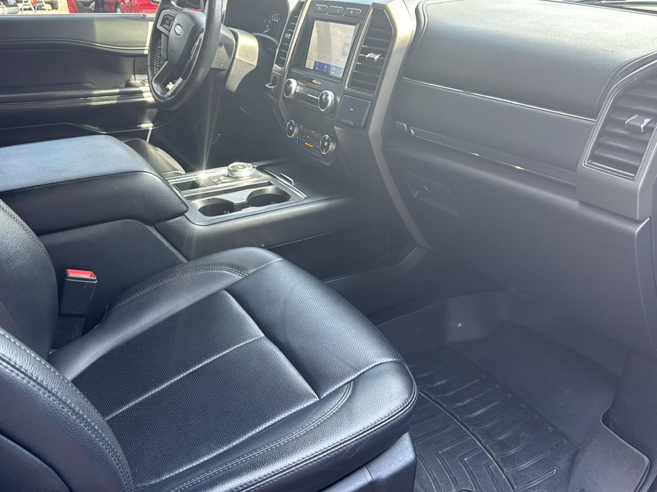 Ford Expedition XLT 4x2 2021