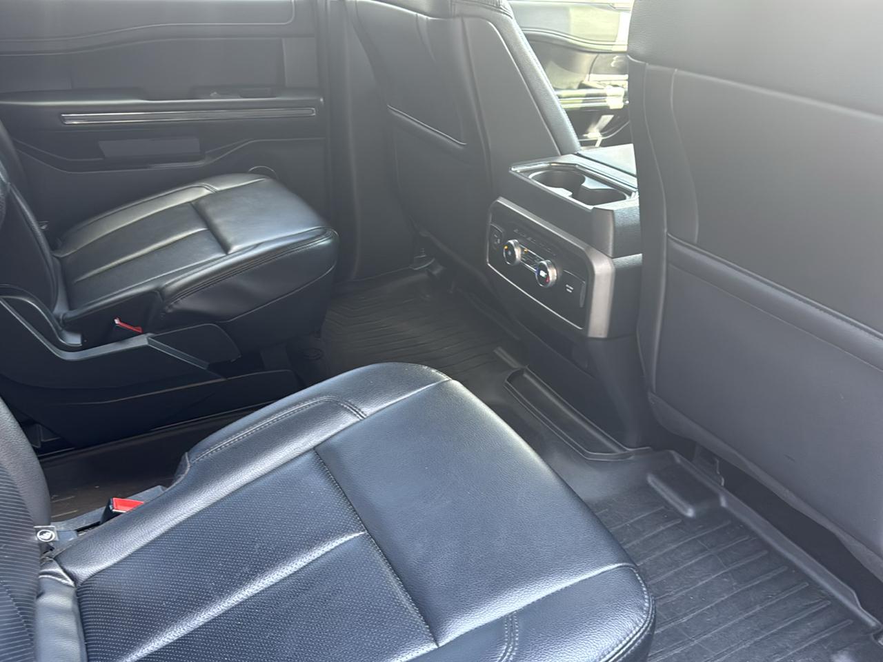 Ford Expedition XLT 4x2 2021