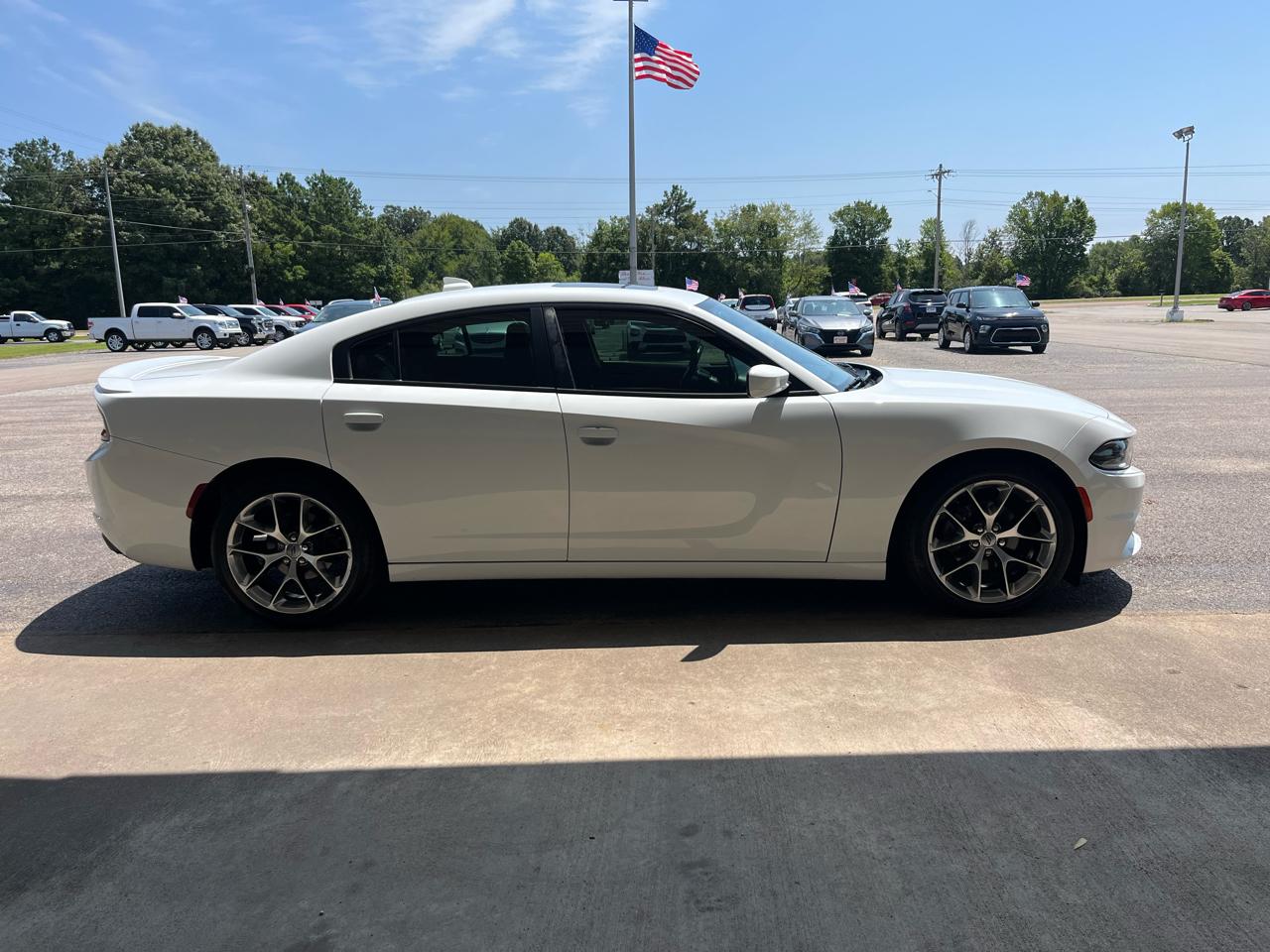 Dodge Charger SXT RWD 2020