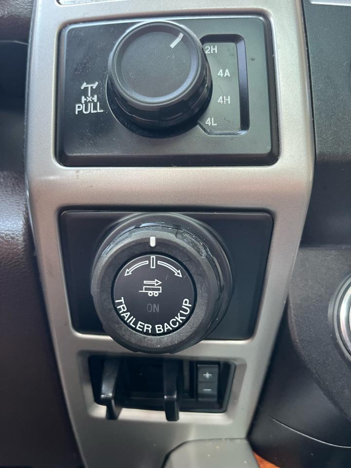 Ford F-150 4WD SuperCrew 145" King Ranch 2017
