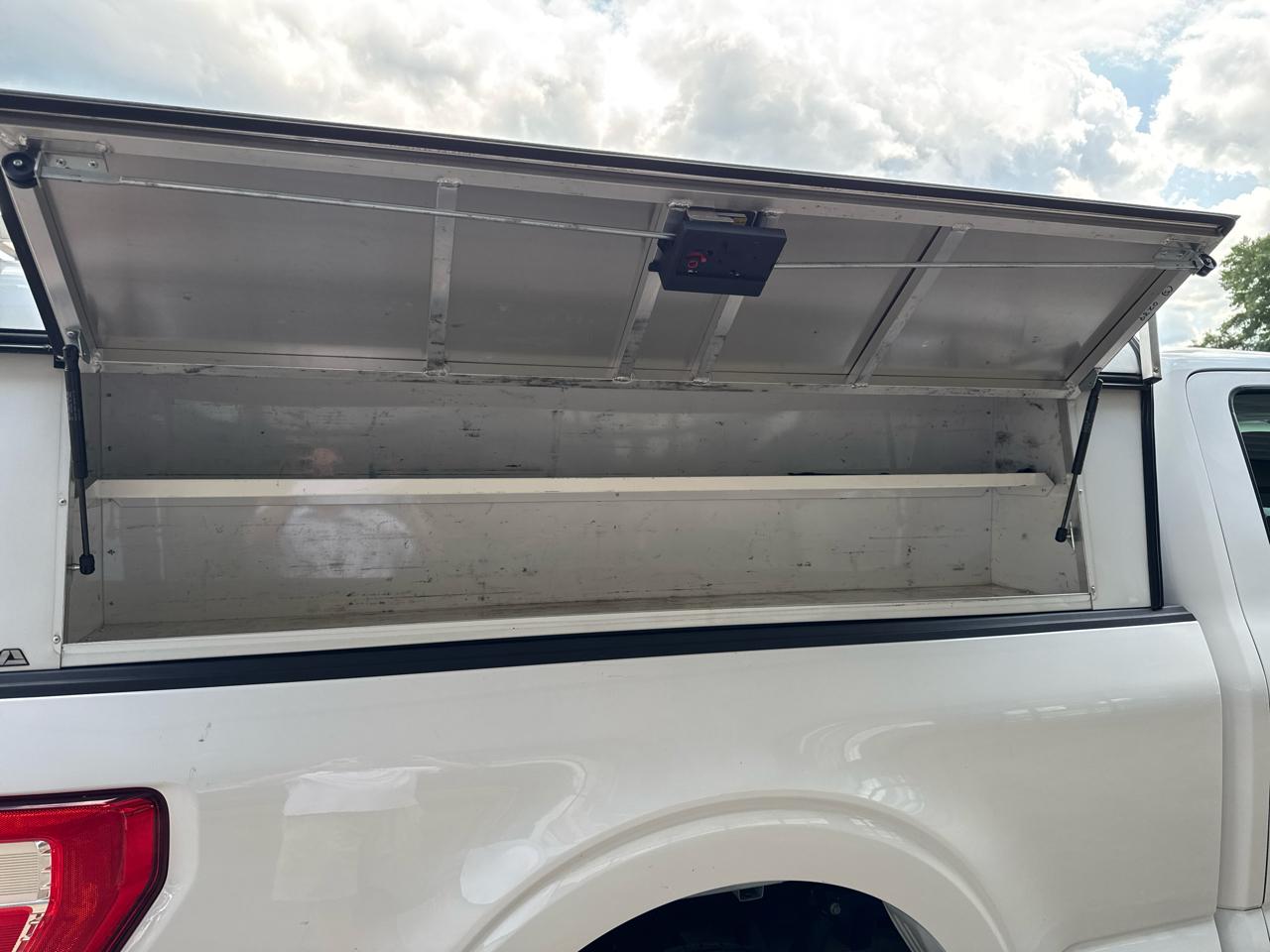 Ford F-150 XL 2WD SuperCab 6.5' Box 2022