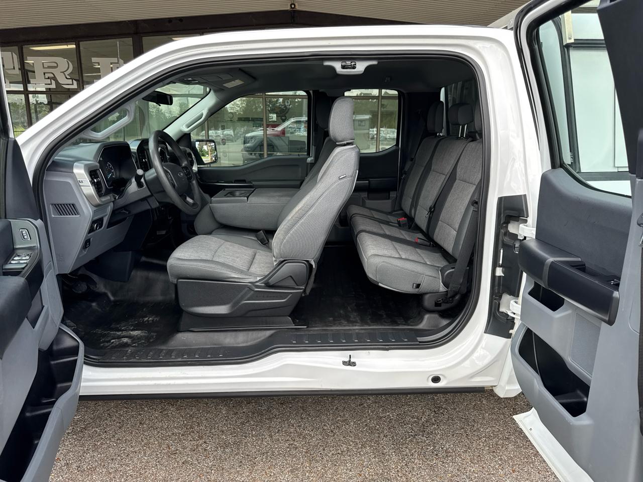 Ford F-150 XL 2WD SuperCab 6.5' Box 2022