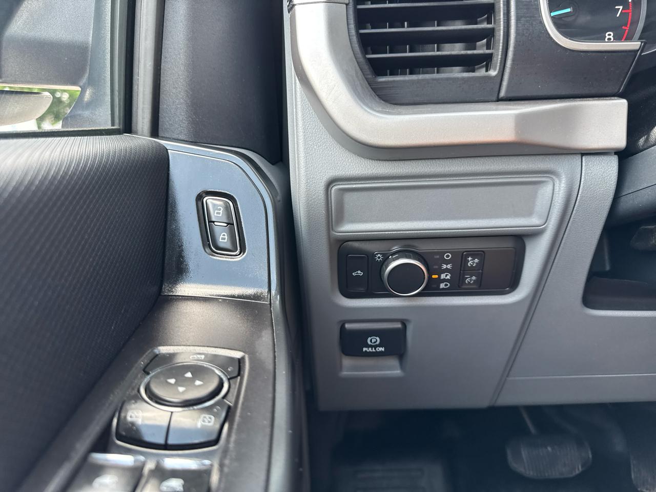 Ford F-150 XL 2WD SuperCab 6.5' Box 2022
