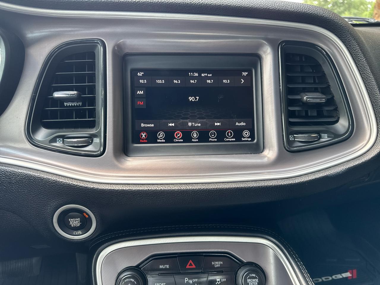 Dodge Challenger GT RWD 2022