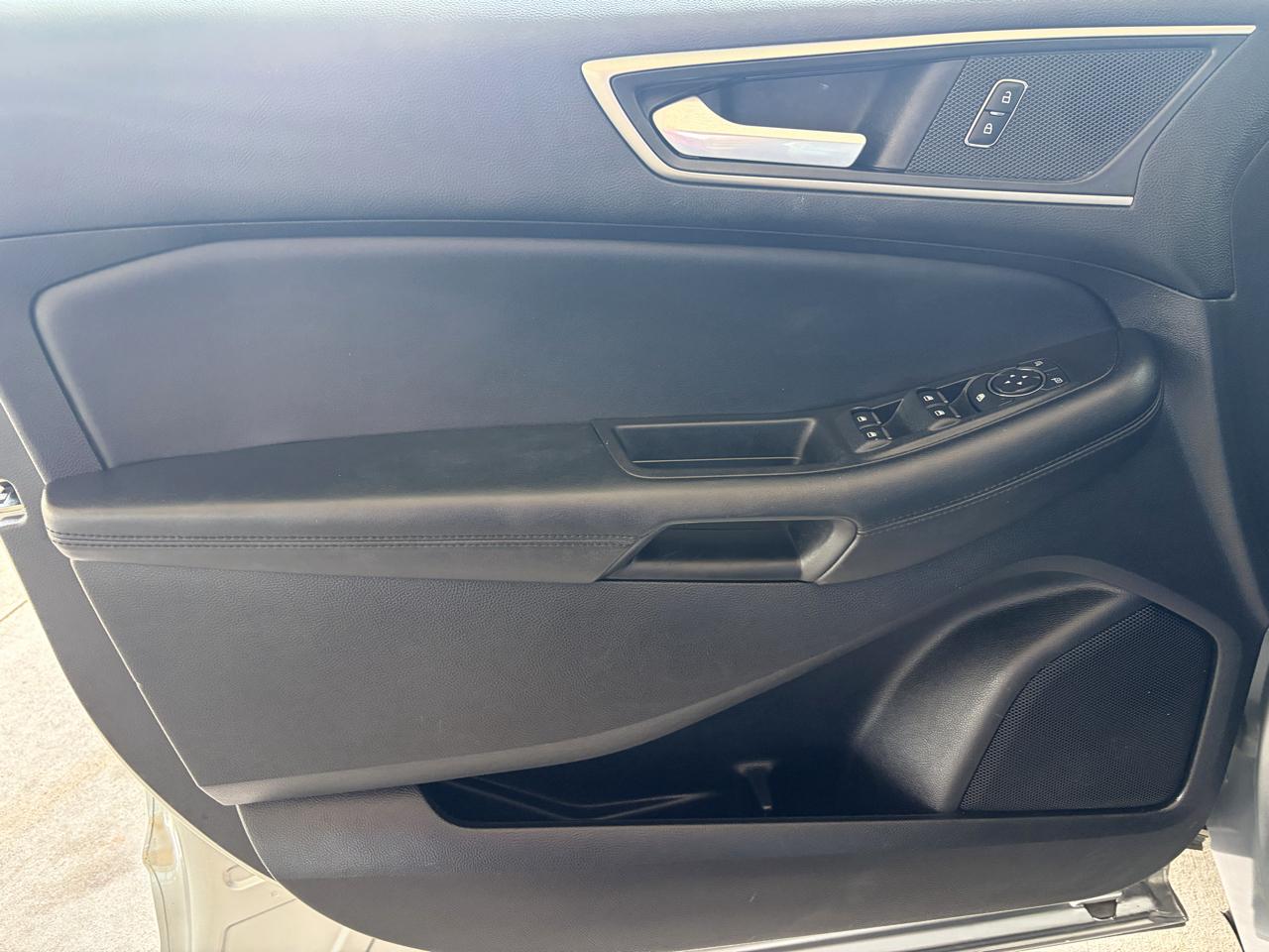 Ford Edge SEL FWD 2021