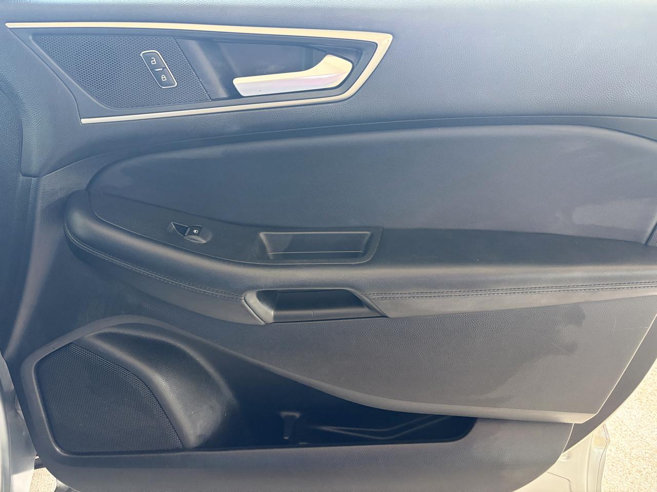Ford Edge SEL FWD 2021