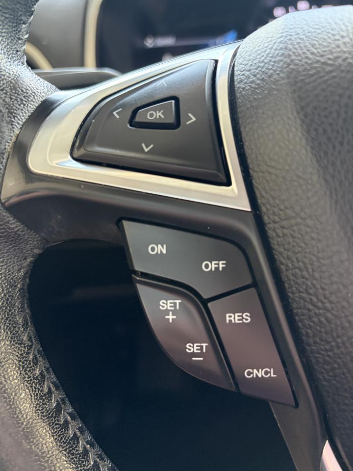 Ford Edge SEL FWD 2021