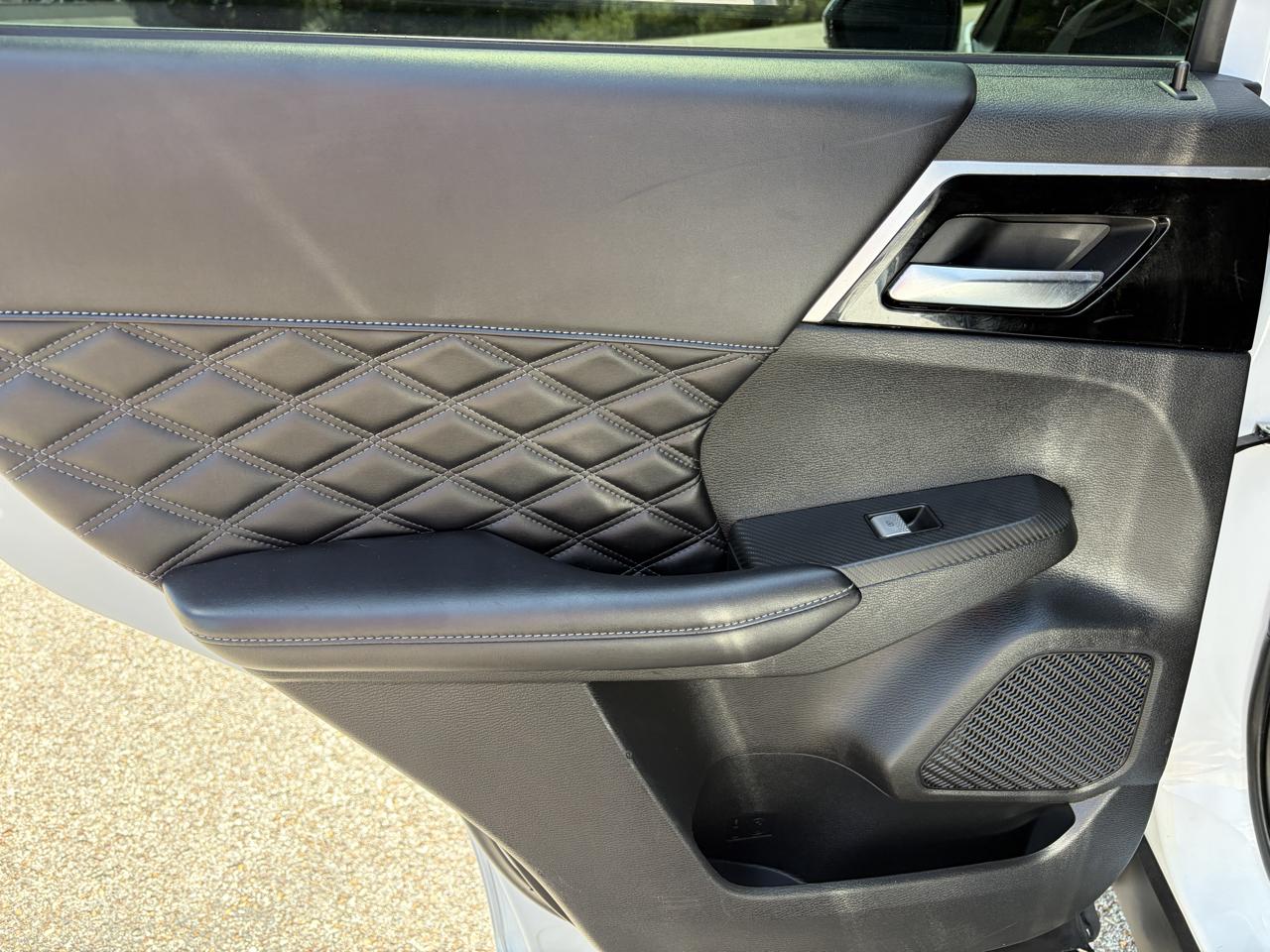 Mitsubishi Outlander SEL Special Edition FWD 2022