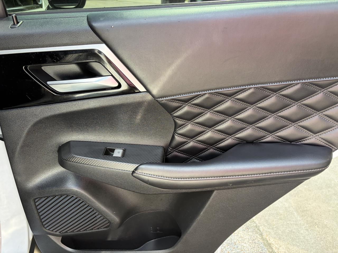 Mitsubishi Outlander SEL Special Edition FWD 2022