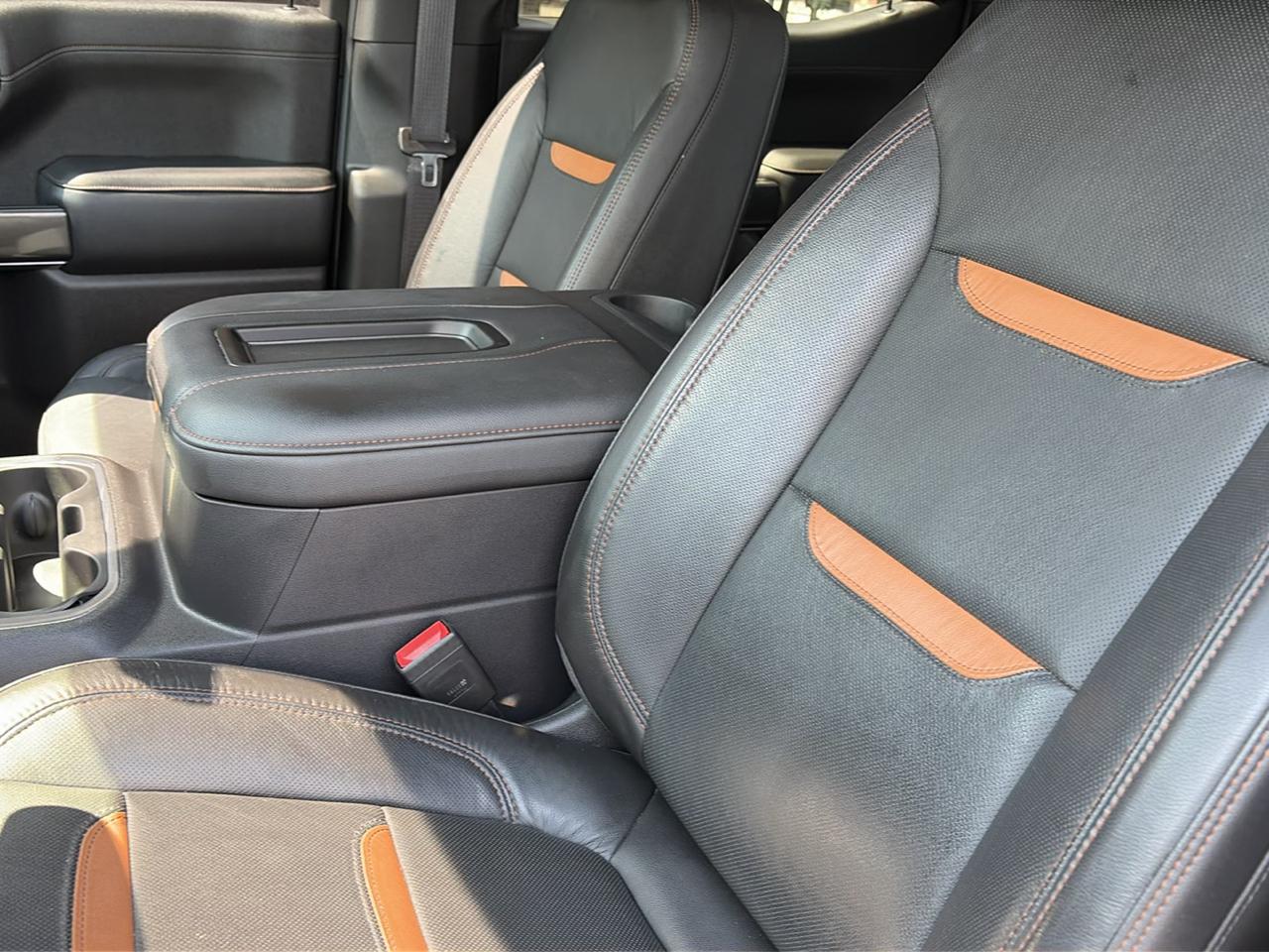 GMC Sierra 1500 AT4 Crew Cab 4WD 2020